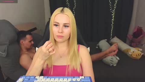 Alena online show from 03-01-25, 04:33