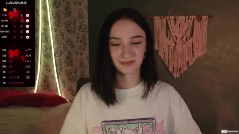 Snapshot of alena_navi chatting on 01-08-25, 07:34 Alena online show from 01-08-25, 07:34