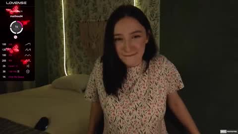 Snapshot of alena_navi chatting on 02-11-25, 05:18 Alena online show from 02-11-25, 05:18