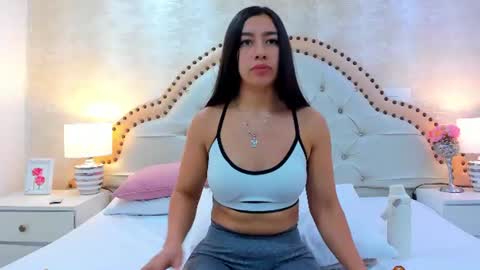 Snapshot of alenacoleman chatting on 07-05-26, 01:29 ALENA online show from 07-05-26, 01:29