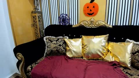 alenarios online show from 10-28-25, 07:56