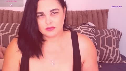 Snapshot of alenni chatting on 09-15-25, 03:06 Alenni online show from 09-15-25, 03:06
