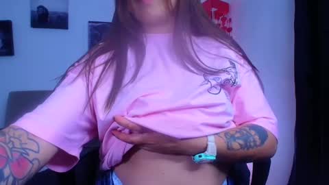 QUEEN OFF MILk  IM BACK  15 NOV online show from 01-05-25, 11:55