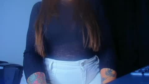 QUEEN OFF MILk  IM BACK  15 NOV online show from 02-27-25, 02:10