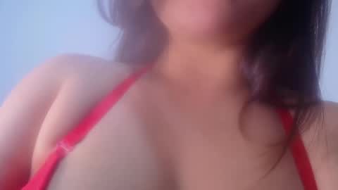 QUEEN OFF MILk  IM BACK  15 NOV online show from 09-22-25, 10:45