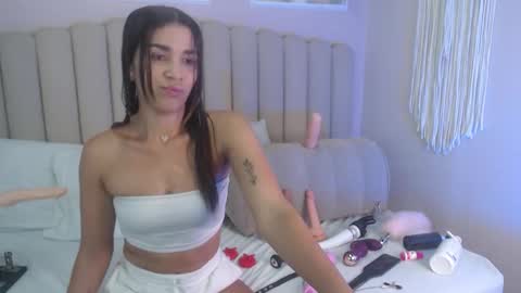 Snapshot of aleska_swarovski chatting on 02-02-26, 03:44 Aleska 3 online show from 02-02-26, 03:44