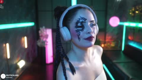 Alessa Goreng online show from 01-19-25, 07:46