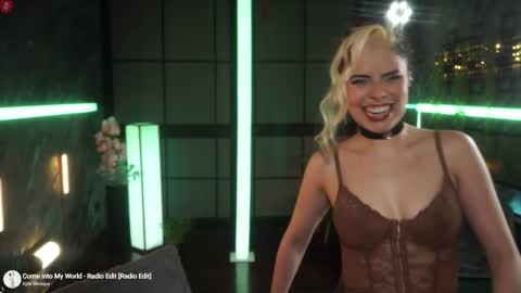 Alessa Goreng online show from 11-21-25, 06:12