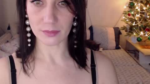 Snapshot of alessandra_foxy chatting on 01-14-25, 09:56 Sandra online show from 01-14-25, 09:56