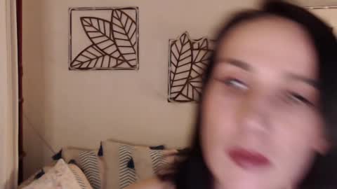 Snapshot of alessandra_foxy chatting on 01-21-25, 05:09 Sandra online show from 01-21-25, 05:09