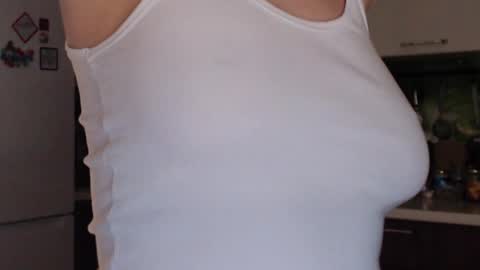 Snapshot of alessandra_foxy chatting on 01-22-25, 03:40 Sandra online show from 01-22-25, 03:40