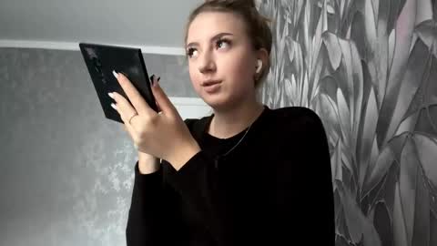 Betty online show from 11-14-25, 10:25