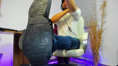 ALESSANDRO  WYE online show from 12-02-24, 01:25