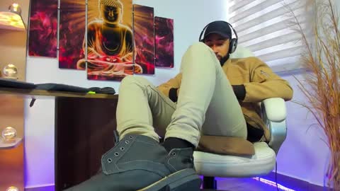 ALESSANDRO  WYE online show from 12-22-24, 06:48