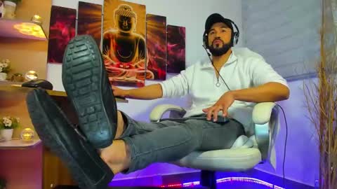 ALESSANDRO  WYE online show from 01-22-25, 08:18