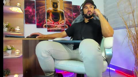 ALESSANDRO  WYE online show from 01-31-25, 05:19