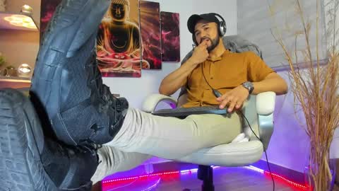 ALESSANDRO  WYE online show from 02-02-25, 05:10