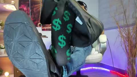 ALESSANDRO  WYE online show from 02-05-25, 08:54