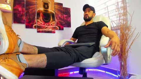 ALESSANDRO  WYE online show from 02-25-25, 06:09