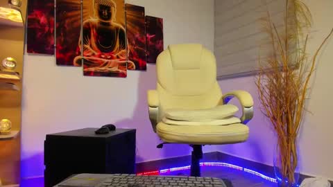 ALESSANDRO  WYE online show from 02-26-25, 12:16