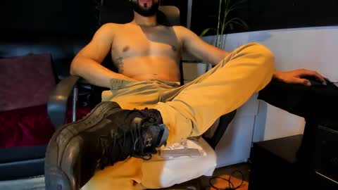 ALESSANDRO  WYE online show from 12-19-25, 09:49