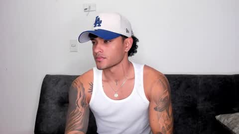 Alessandro Vanni online show from 02-21-25, 03:23