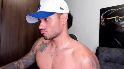 Alessandro Vanni online show from 03-12-25, 09:23