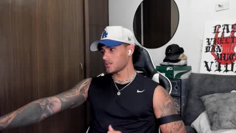 Alessandro Vanni online show from 09-12-25, 01:38