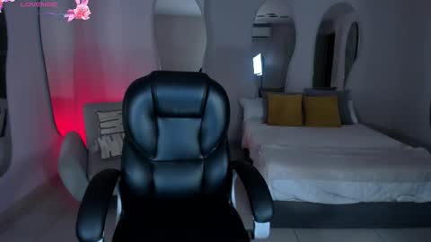 Snapshot of alessaromero chatting on 01-08-26, 07:49 ALESSA ROMERO online show from 01-08-26, 07:49