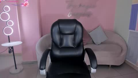 Snapshot of alessaromero chatting on 01-14-26, 08:03 ALESSA ROMERO online show from 01-14-26, 08:03