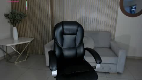 Snapshot of alessaromero chatting on 02-10-26, 07:51 ALESSA ROMERO online show from 02-10-26, 07:51