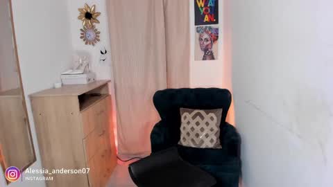 Yy  online show from 03-06-25, 02:19