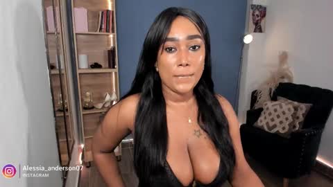 Yy  online show from 11-25-25, 05:40