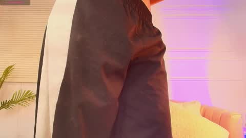 Alejandra  online show from 12-02-25, 12:32