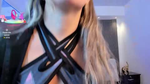 Alessia  Everyday From 0530 to 1430 Col Time online show from 09-10-25, 11:54