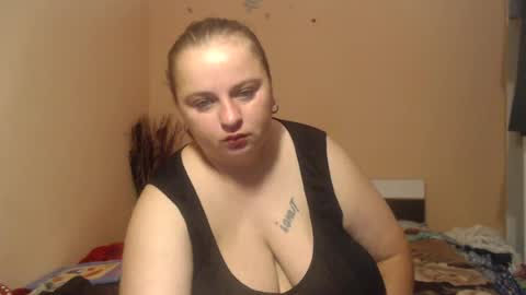 Snapshot of alessianeyl chatting on 07-14-26, 01:52 Alessia online show from 07-14-26, 01:52