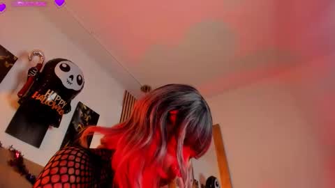 Aleszia online show from 10-15-25, 08:42