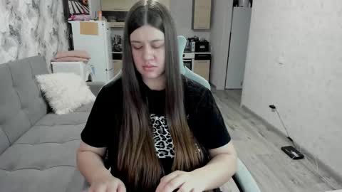 Aletta Oushen online show from 11-30-25, 11:36