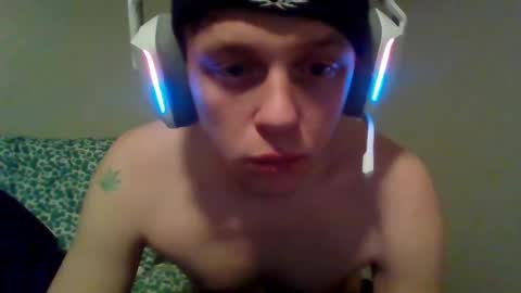 Snapshot of alex69tt chatting on 02-07-25, 10:40 jointlover online show from 02-07-25, 10:40