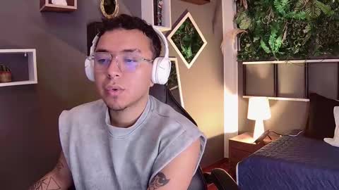 Alex online show from 03-11-25, 12:50