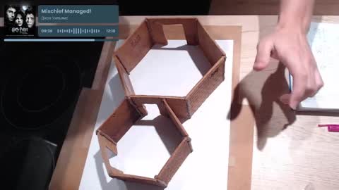 Alex Amazing online show from 03-06-25, 09:42