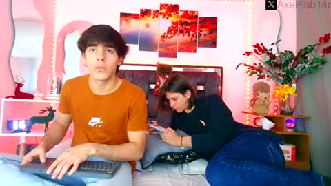 Snapshot of alex_and_fabian chatting on 12-14-24, 06:20 sneider online show from 12-14-24, 06:20