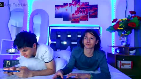 Snapshot of alex_and_fabian chatting on 01-24-25, 09:47 sneider online show from 01-24-25, 09:47