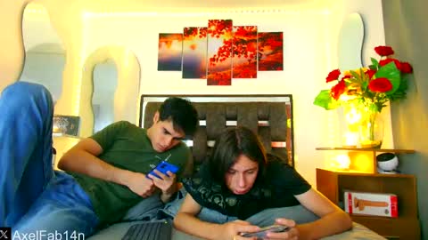 Snapshot of alex_and_fabian chatting on 02-10-25, 06:45 sneider online show from 02-10-25, 06:45