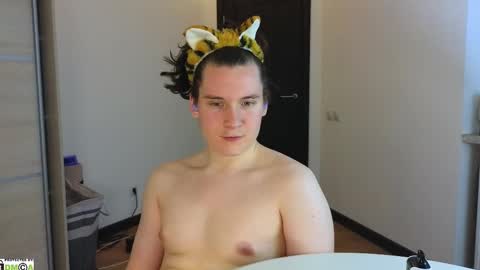 FAVORITE online show from 02-11-25, 01:10