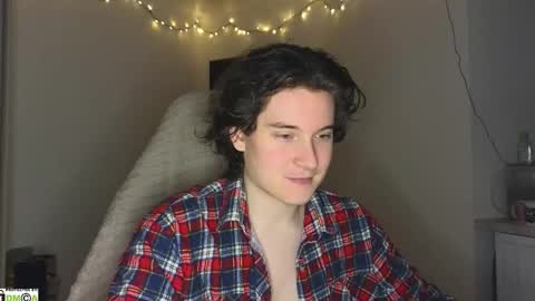 FAVORITE online show from 10-22-25, 06:24