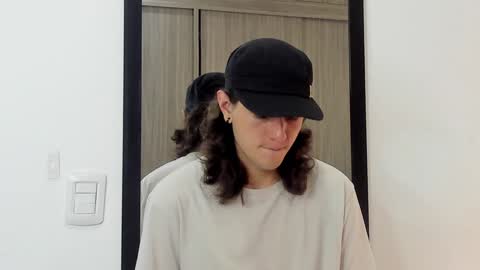 alex_connorr online show from 02-03-25, 05:14