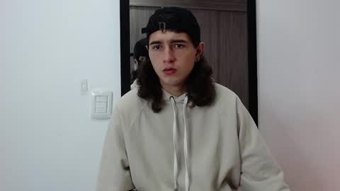 alex_connorr online show from 02-09-25, 08:34