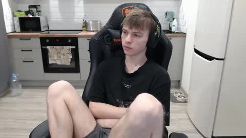 Alex online show from 02-17-25, 03:47