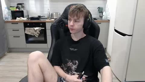 Alex online show from 02-21-25, 09:34